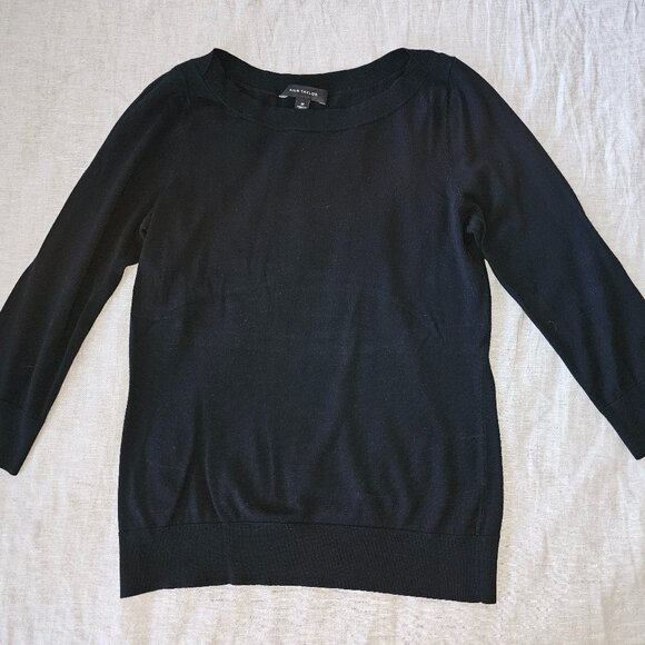 Ann Taylor Medium Black 3/4 Sleeve Sweater | Classic Lightweight Knit Top - Picture 1 of 2